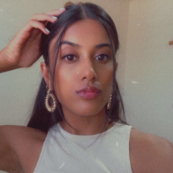 Meet your Posher, Sonal - Picture 1 of 1